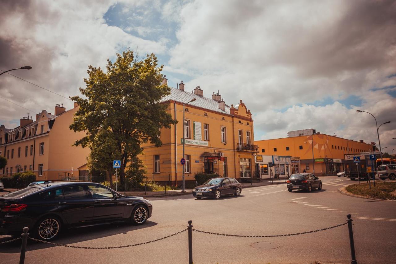 Nocleg W Krosnie Przy Kolejowej Krosno Exterior foto